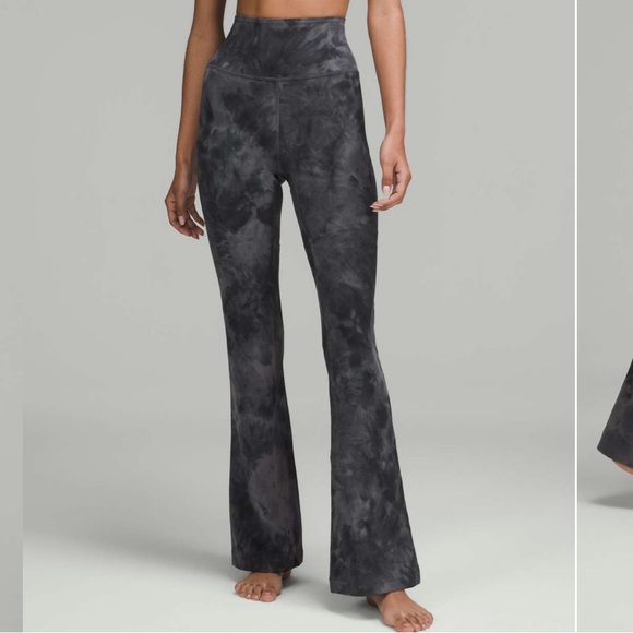 Lululemon Groove Super-High-Rise
Flared Pant Nulu Diamond Dye Womens Sz 8 NWOT - Picture 1 of 10